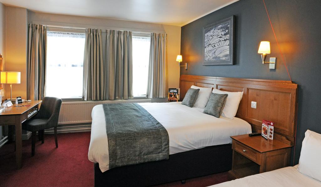 Brentwood Inn By Greene King Inns โรเธอร์แฮม ห้อง รูปภาพ